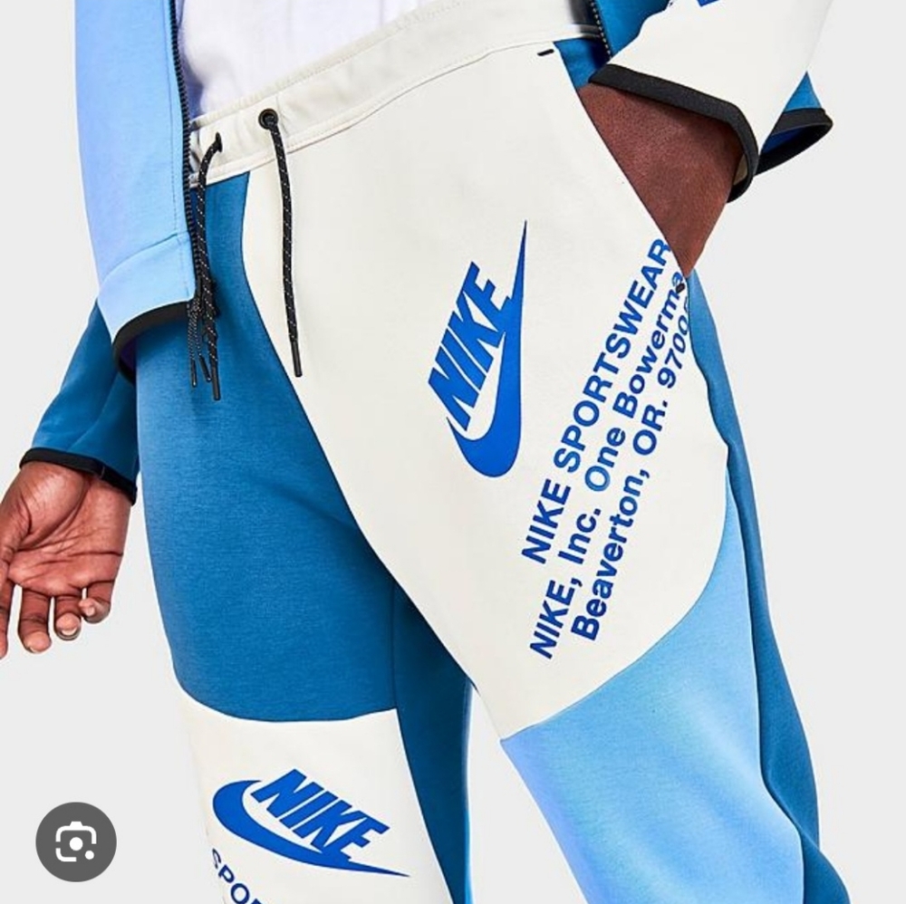 Mens Nike tech pants